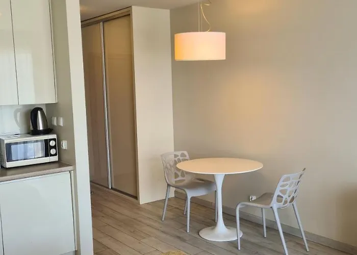 Czarna Gora S8 * Siena